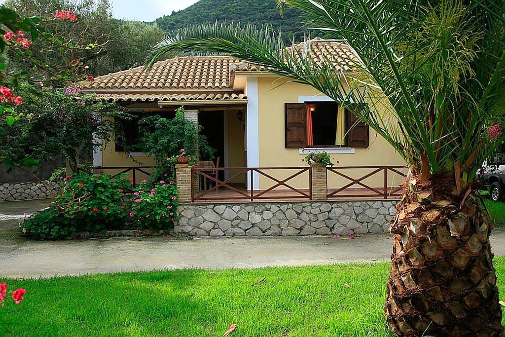 Yannis' Village Keri Habitación foto